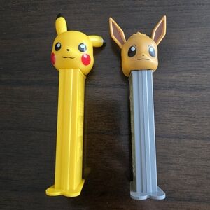 Pokemon PEZ Dispensers Pikachu & Eevee